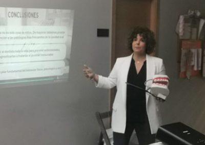 Fundación ALUME y Colegio de dentistas de Lugo en jornadas de información sobre salud oral a la tercera edad.