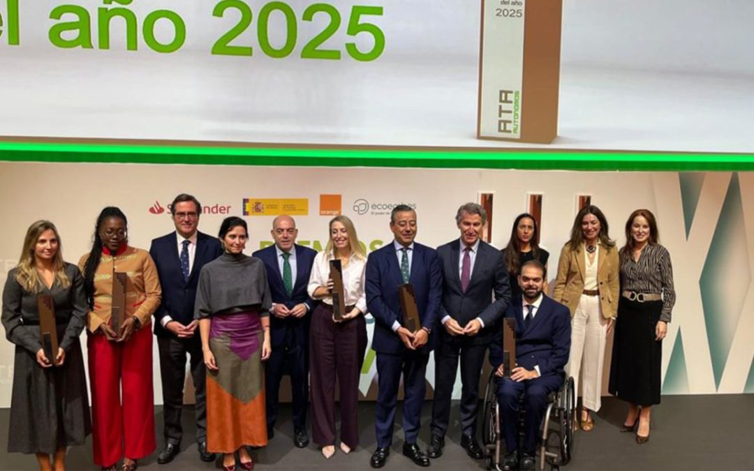 Consejo de Dentistas, premiado por su apoyo a los autónomos