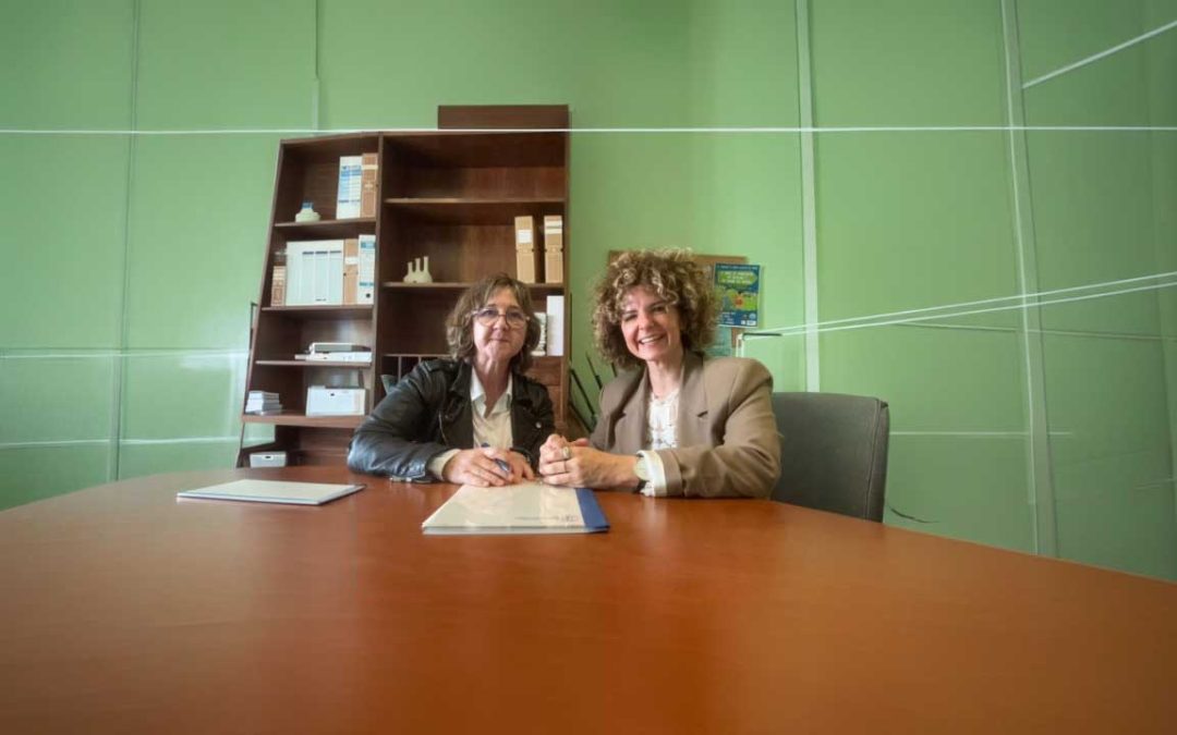 COEL renueva su convenio con FAPACEL